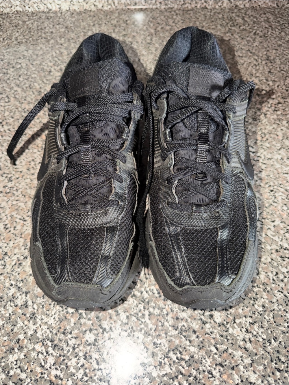 Nike Men's Vomero
Running Sneakers - Black